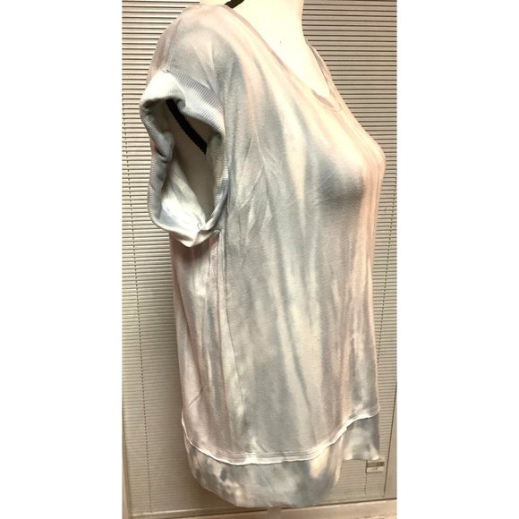 Red Haute Grey & White Ombré Top NWT — SMALL - Picture 5 of 11